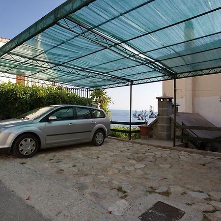 Apartment Lelas Omis Ngoại thất bức ảnh